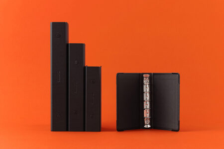 photo: 思考をアーカイブする。そして、次なる創造へ――。待望のリフィルストレージ第二弾が、静かに語りかける進化の物語。